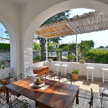 Dimora Storica Pasquale Guest house