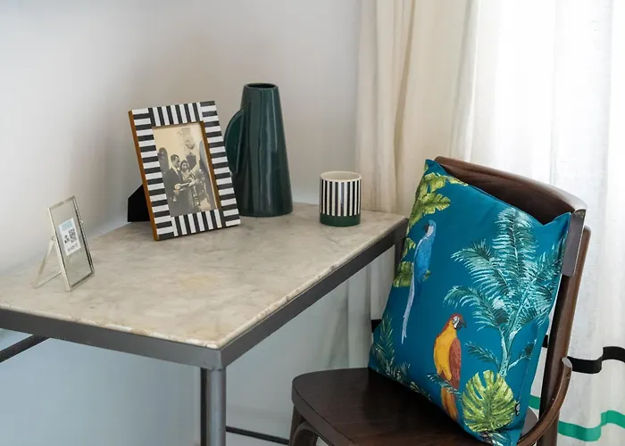 Dimora Storica Pasquale 게스트하우스 4*